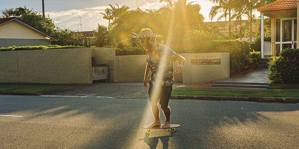 SURF TRIP EN AUSTRALIE : RENCONTRE AVEC JOHN WITZIG, PHOTOGRAPHE DES 60'S