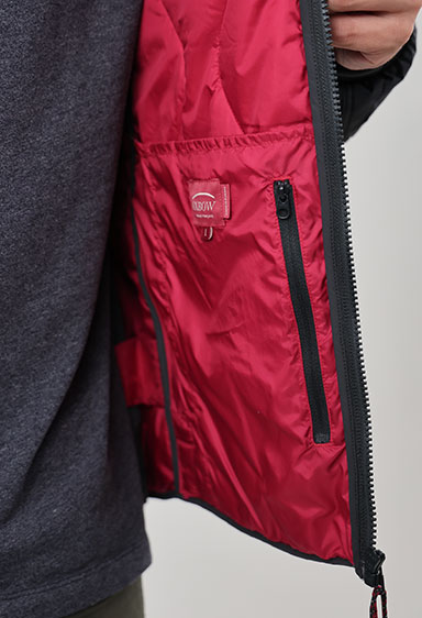<span class="title-underline">Ins</span>ide zipped pocket