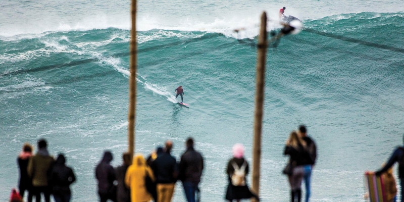 L'HIVER DE PIERRE ROLLET. DESTINATION NAZARÉ