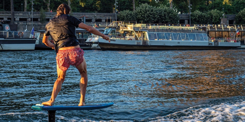 SURF IN PARIS